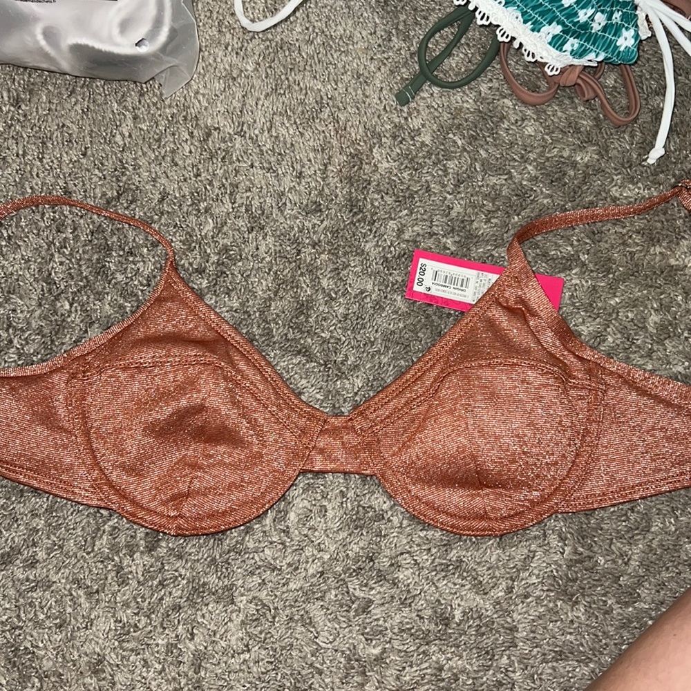 target top! never worn (new with tag)